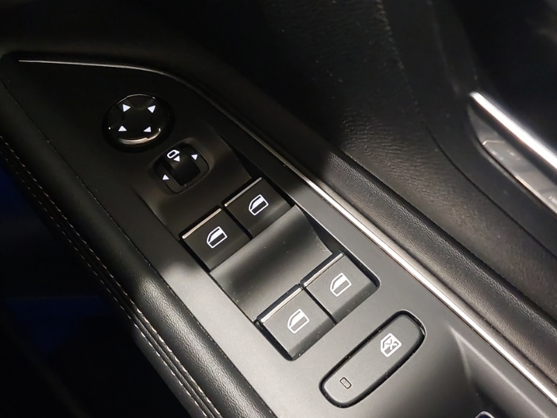 Used Peugeot 3008 2023 for sale - 77448847: Photo 19