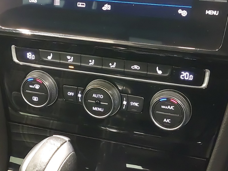 Used Volkswagen Golf 2019 for sale - 77644782: Photo 12