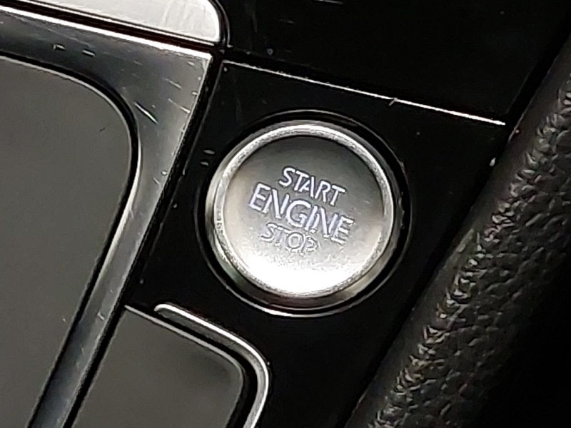 Used Volkswagen Golf 2019 for sale - 77644782: Photo 14