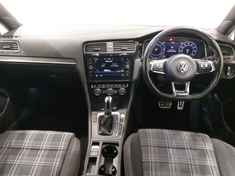 Used Volkswagen Golf 2019 for sale - 77644782: Photo 2