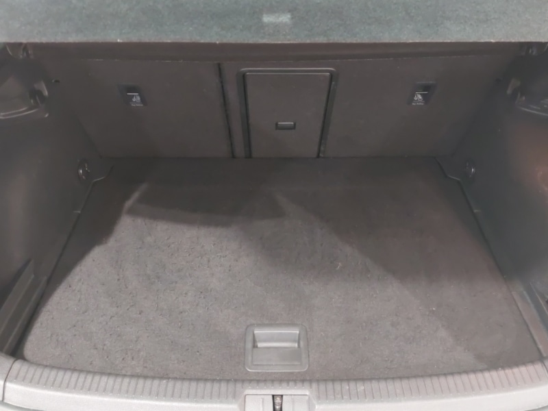 Used Volkswagen Golf 2019 for sale - 77644782: Photo 8