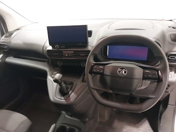 Used Vauxhall Combo 2024 for sale - 76925053: Photo