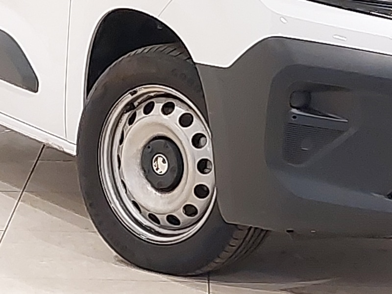 Used Vauxhall Combo 2024 for sale - 76925053: Photo 9