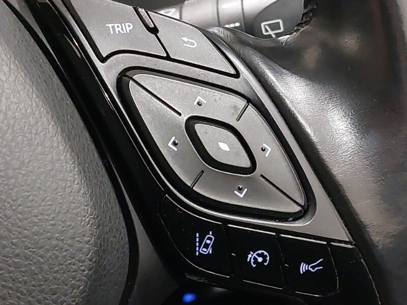 Used Toyota C-HR 2019 for sale - 77722101: Photo 16