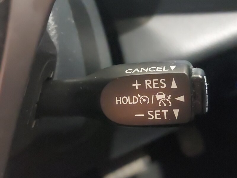 Used Toyota C-HR 2019 for sale - 77722101: Photo 17