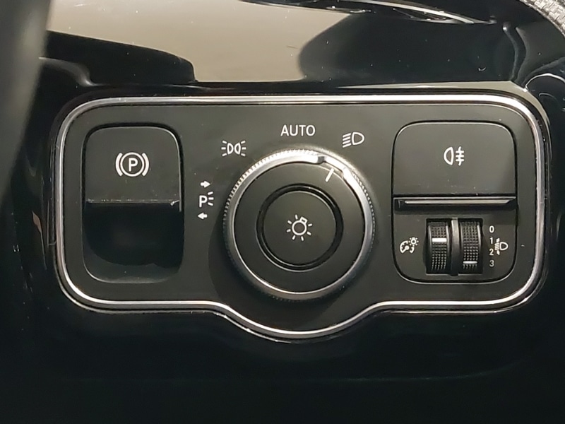 Used Mercedes-Benz A-Class 2020 for sale - 77284811: Photo 18