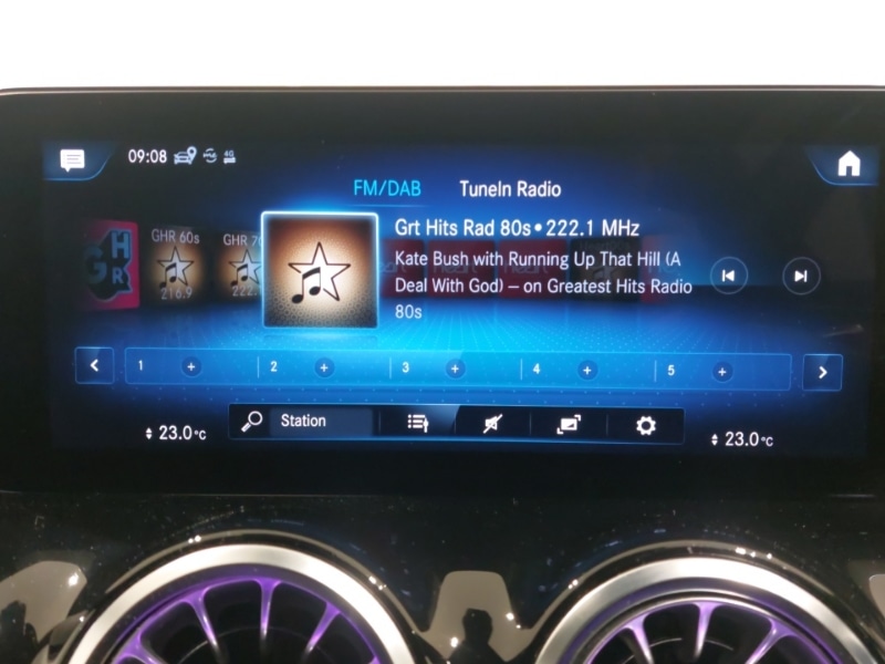 Used Mercedes-Benz EQA 2023 for sale - 76683724: Photo 10