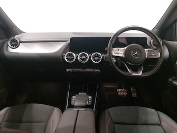 Used Mercedes-Benz EQA 2023 for sale - 76683724: Photo