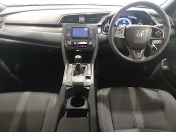 Used Honda Civic 2021 for sale - 79390316: Photo