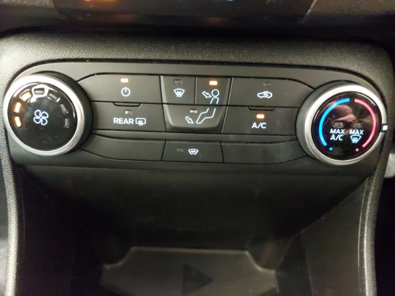 Used Ford Fiesta 2019 for sale - 76643917: Photo 12