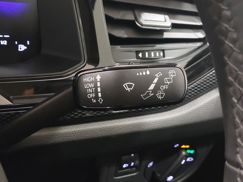 Used Volkswagen Polo 2024 for sale - 77108002: Photo 18