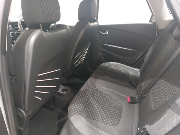 Used Renault Captur 2017 for sale - 76269256: Photo 6