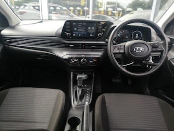 Used Hyundai i20 2022 for sale - 76393312: Photo