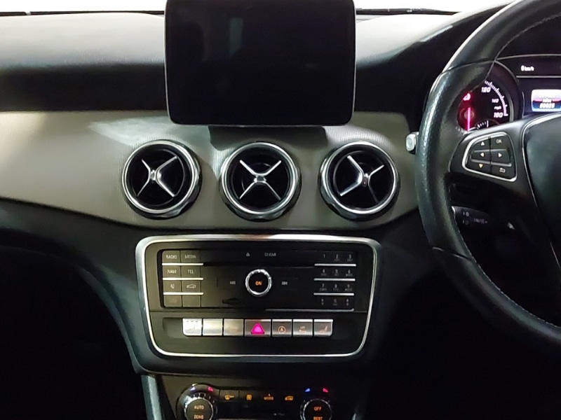 Used Mercedes-Benz GLA 2018 for sale - 76619070: Photo 11