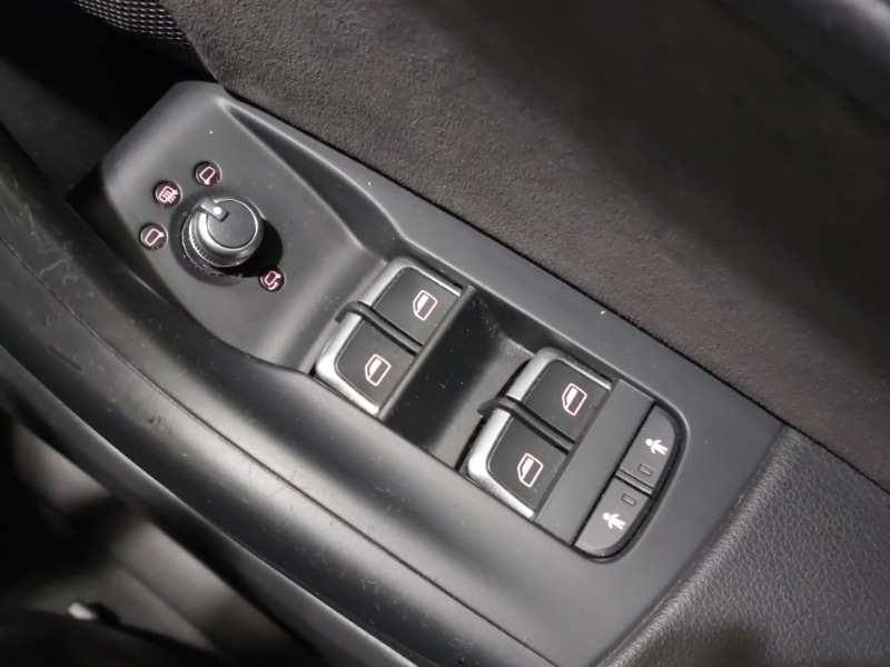 Used Audi Q3 2015 for sale - 78066180: Photo 19