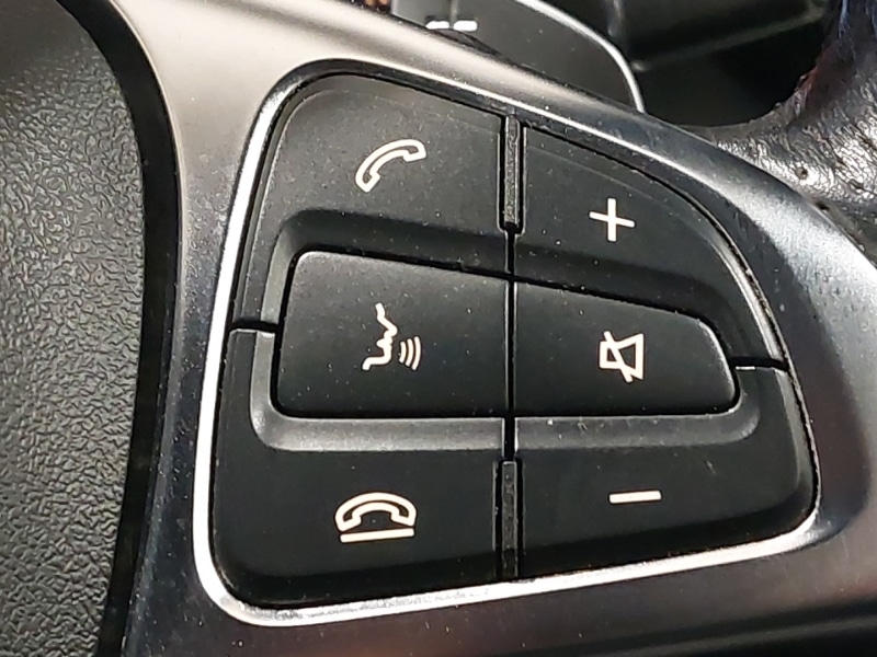 Used Mercedes-Benz GLC 2019 for sale - 77214176: Photo 16