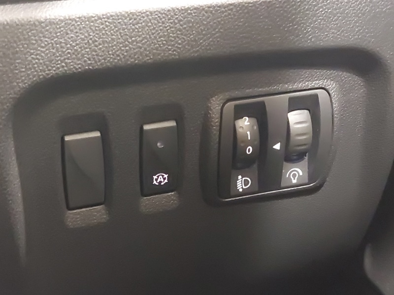 Used Renault Captur 2017 for sale - 77265827: Photo 18