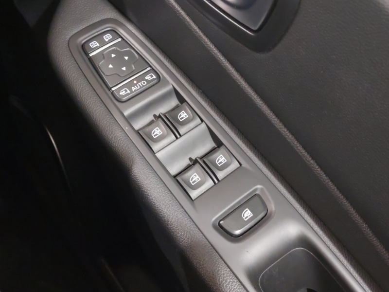 Used Renault Captur 2017 for sale - 77265827: Photo 19