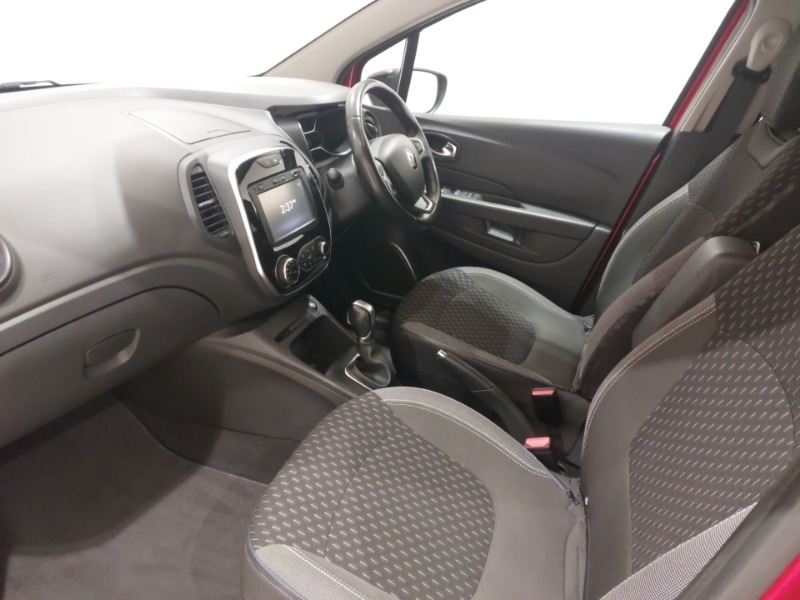 Used Renault Captur 2017 for sale - 77265827: Photo 5