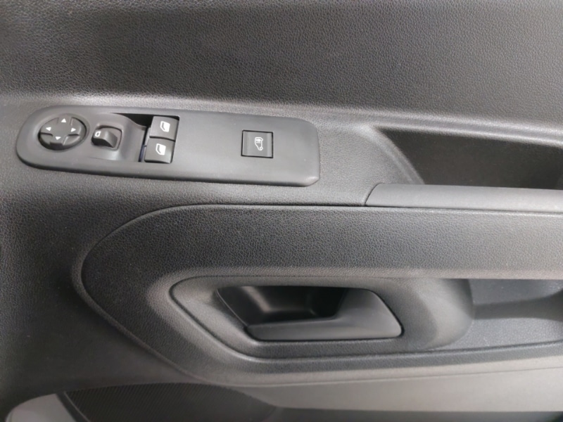 Used Vauxhall Combo 2024 for sale - 77466611: Photo 19