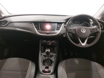Used Vauxhall Grandland X 2018 for sale - 76183694: Photo 2