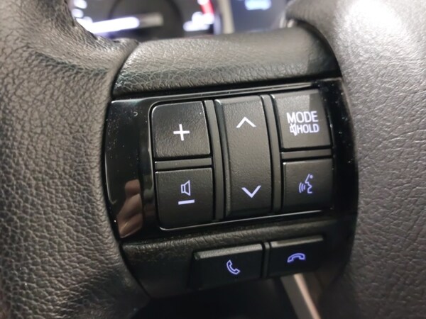 Used Toyota Hilux 2023 for sale - 74706317: Photo 15