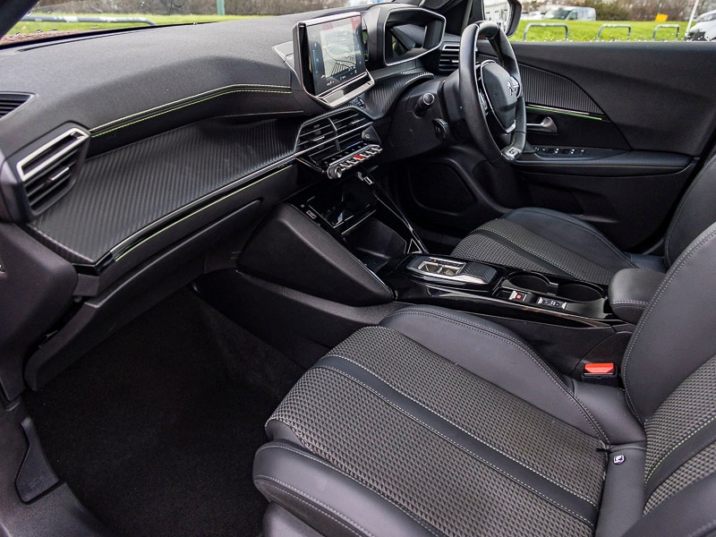 Used Peugeot 2008 2023 for sale - 77393008: Photo 5