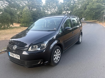 Used Volkswagen Touran 2012 for sale - 79543731: Photo