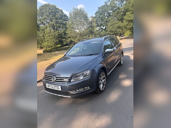 Used Volkswagen Passat 2013 for sale - 79244284: Photo