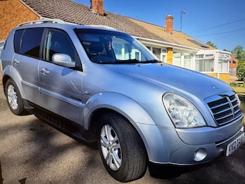 Used Ssangyong Rexton 2012 for sale - 79257662: Photo