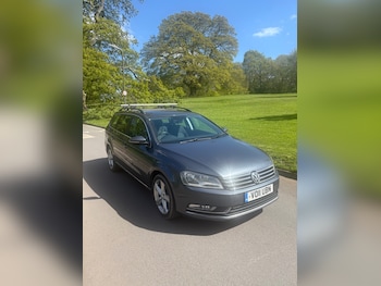 Used Volkswagen Passat 2011 for sale - 79240774: Photo