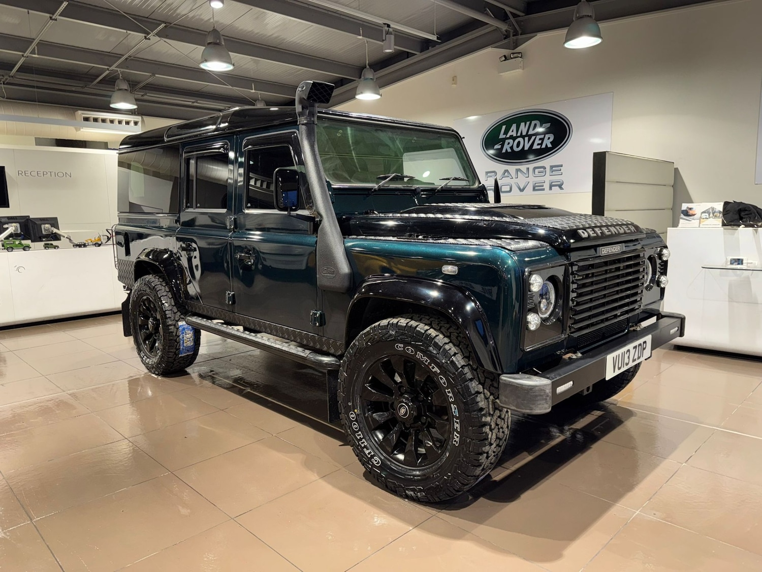 Used Land Rover Defender 2013 for sale - 77796924: Photo 2