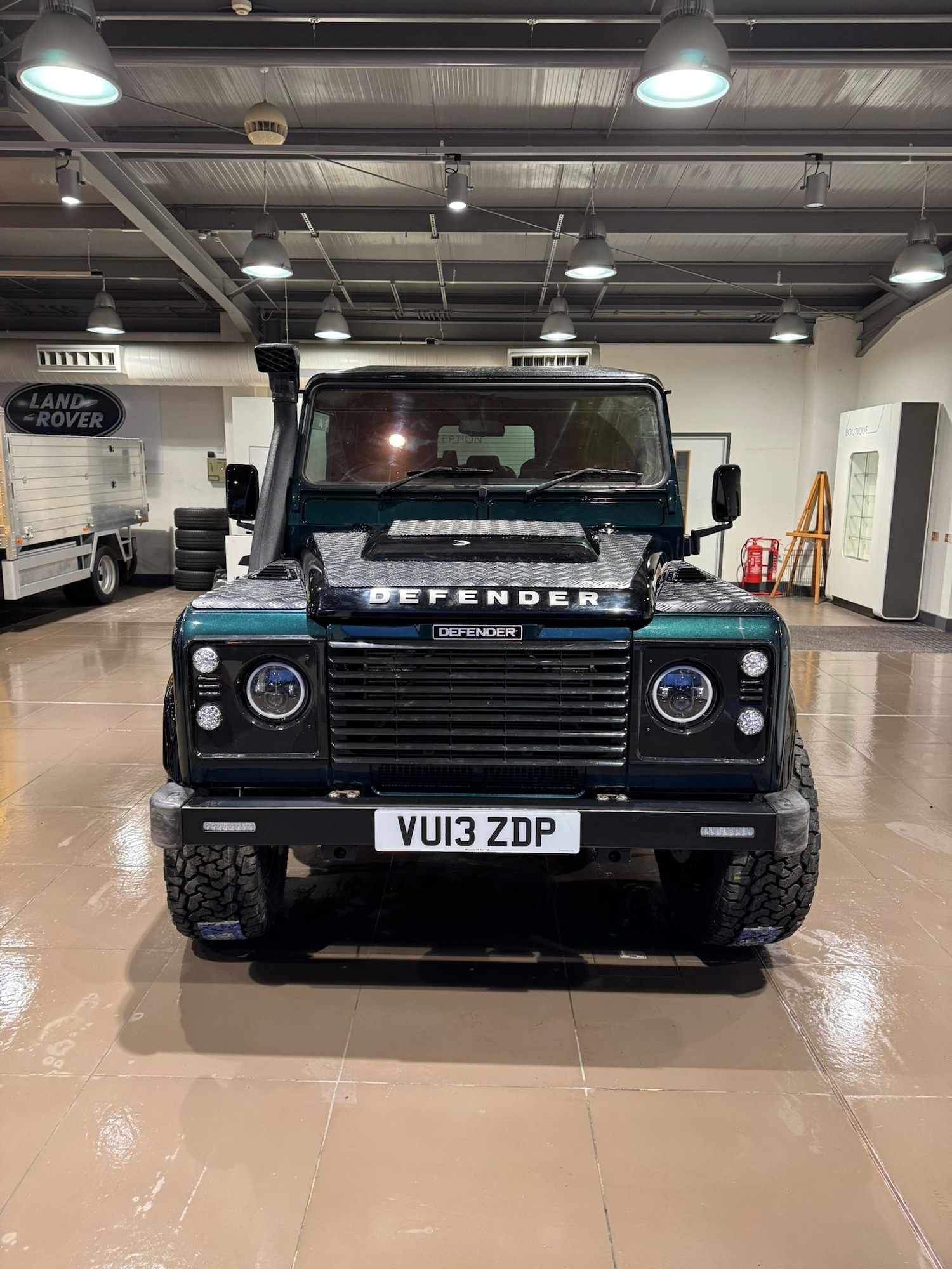 Used Land Rover Defender 2013 for sale - 77796924: Photo 3