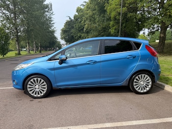 Used Ford Fiesta 2009 for sale - 79006213: Photo