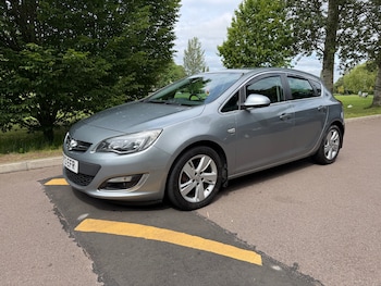 Used Vauxhall Astra 2013 for sale - 79005357: Photo