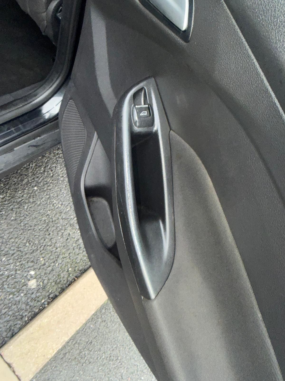 Used Ford Focus 2014 for sale - 77645674: Photo 13