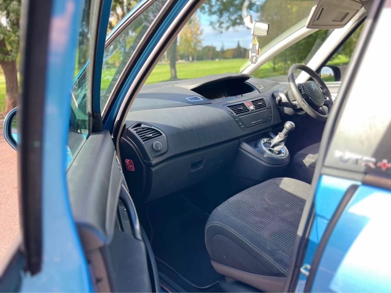 Used Citroen C4 Picasso 2010 for sale - 77659238: Photo 11