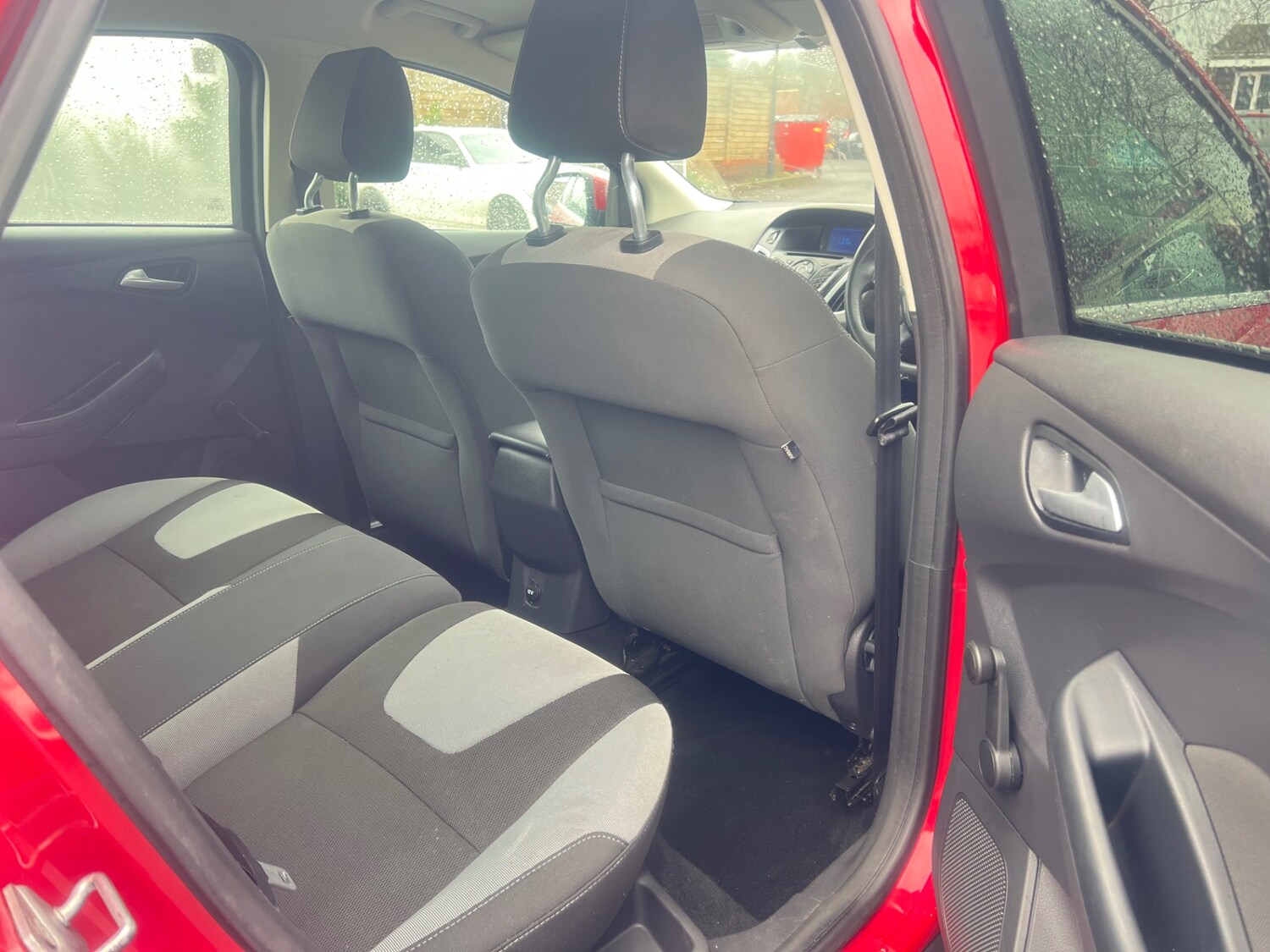 Used Ford Focus 2011 for sale - 77640981: Photo 10