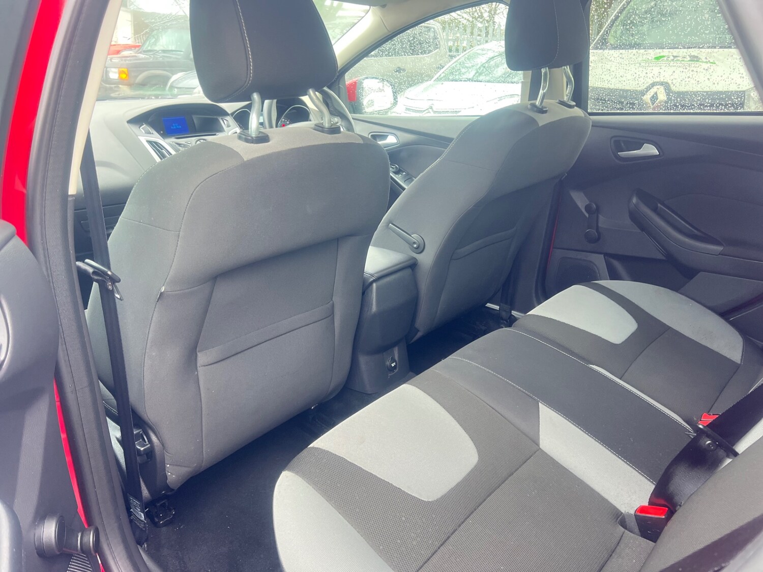 Used Ford Focus 2011 for sale - 77640981: Photo 14