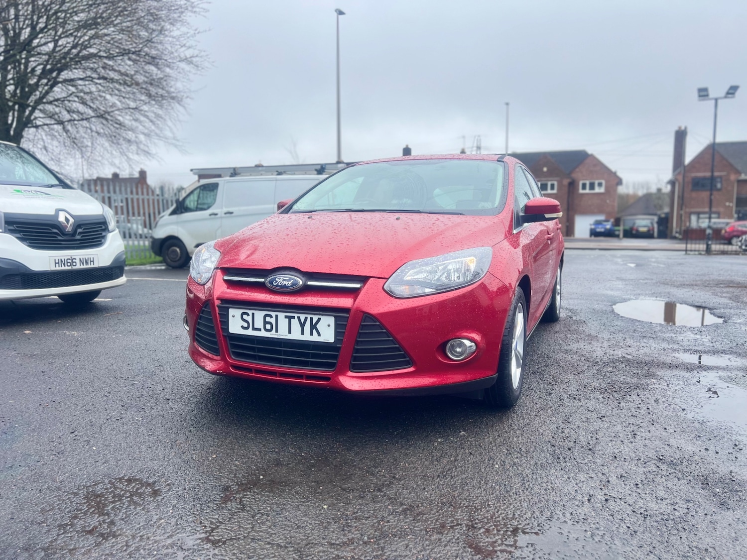 Used Ford Focus 2011 for sale - 77640981: Photo 4