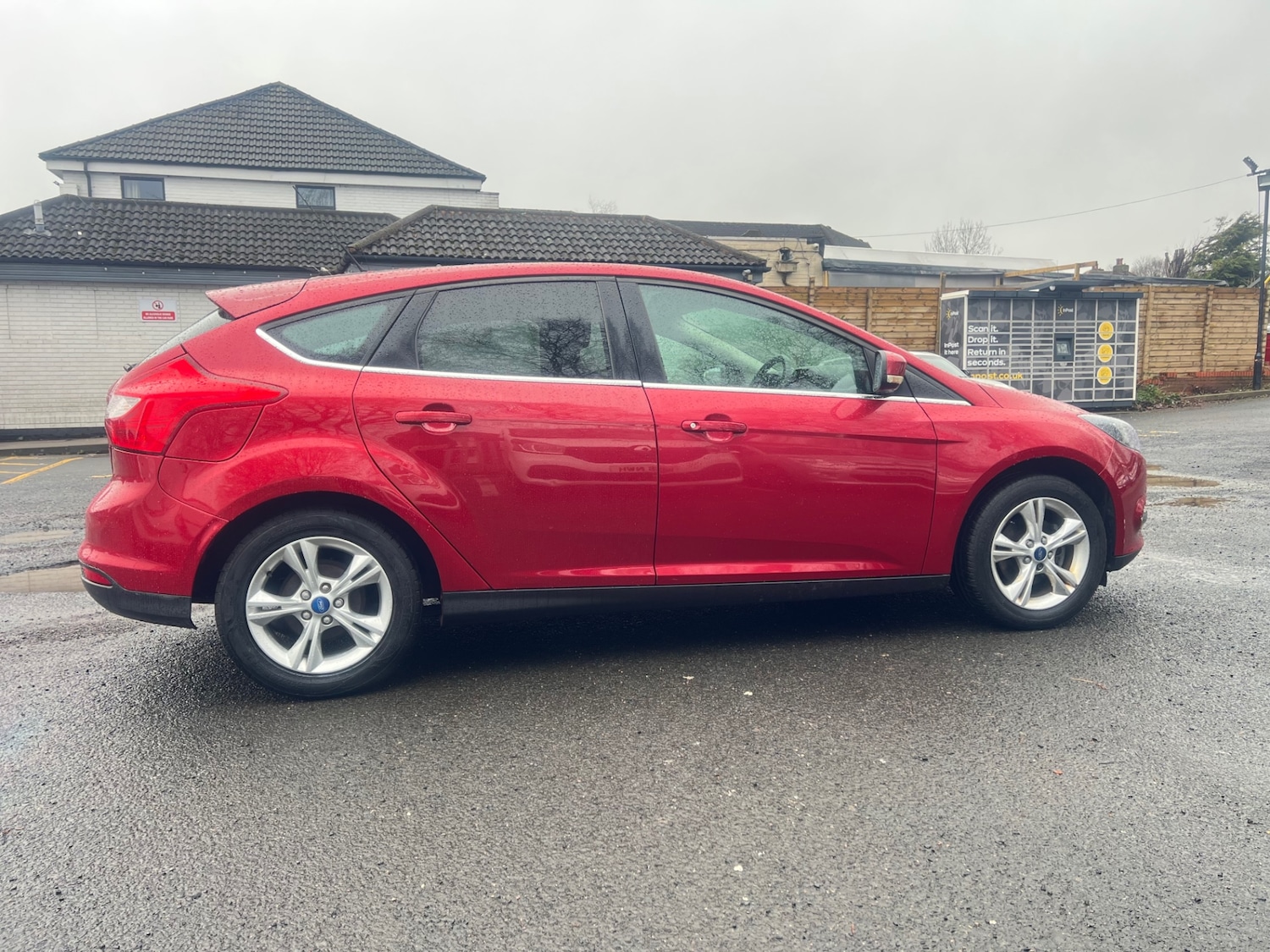 Used Ford Focus 2011 for sale - 77640981: Photo 5