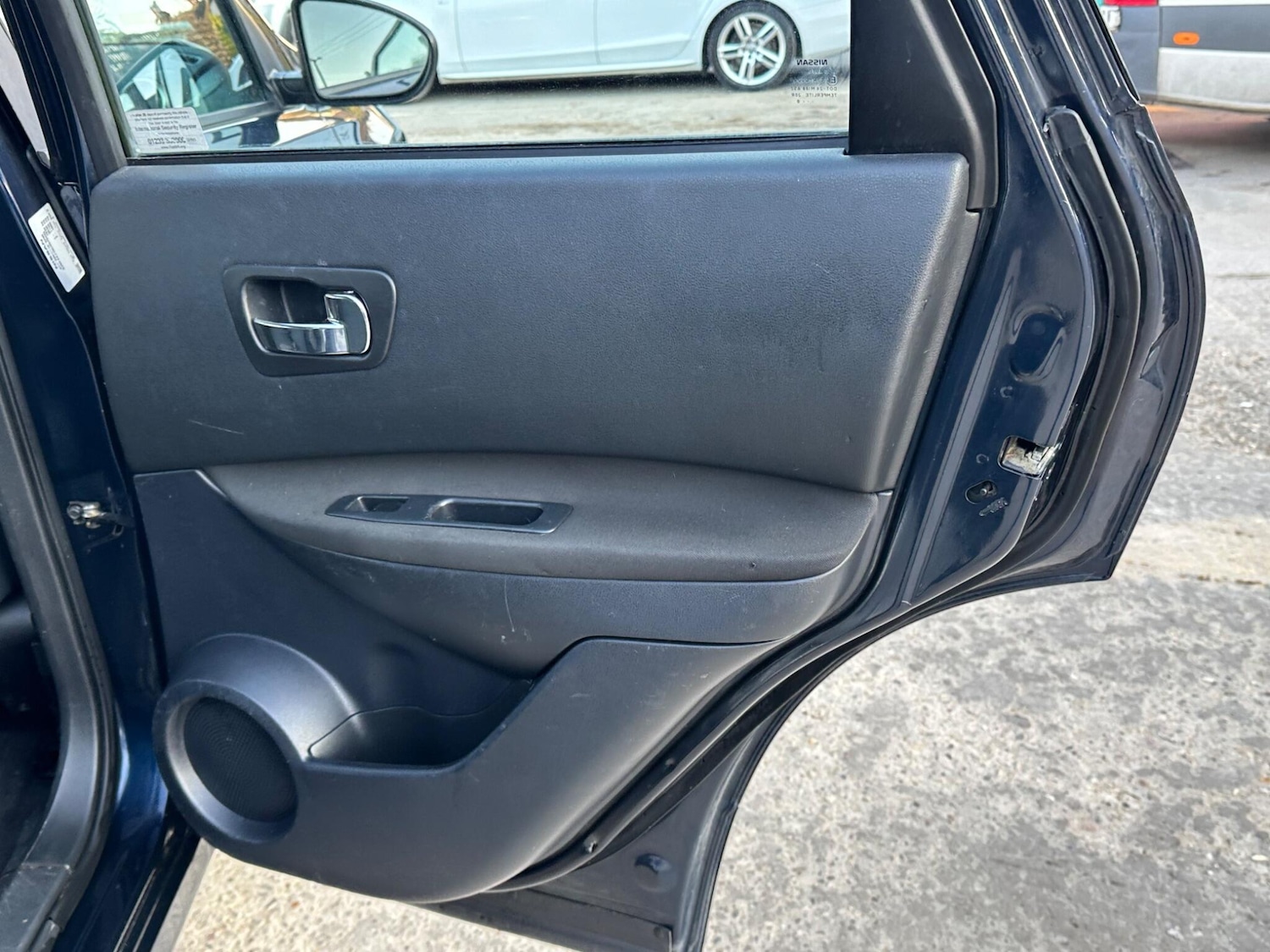 Used Nissan Qashqai 2010 for sale - 77957244: Photo 18