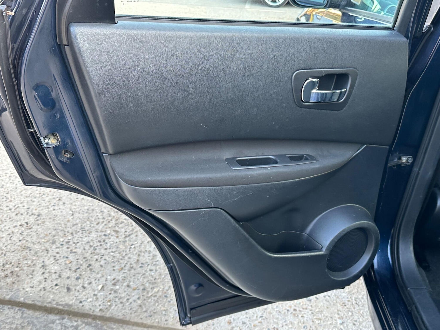 Used Nissan Qashqai 2010 for sale - 77957244: Photo 20