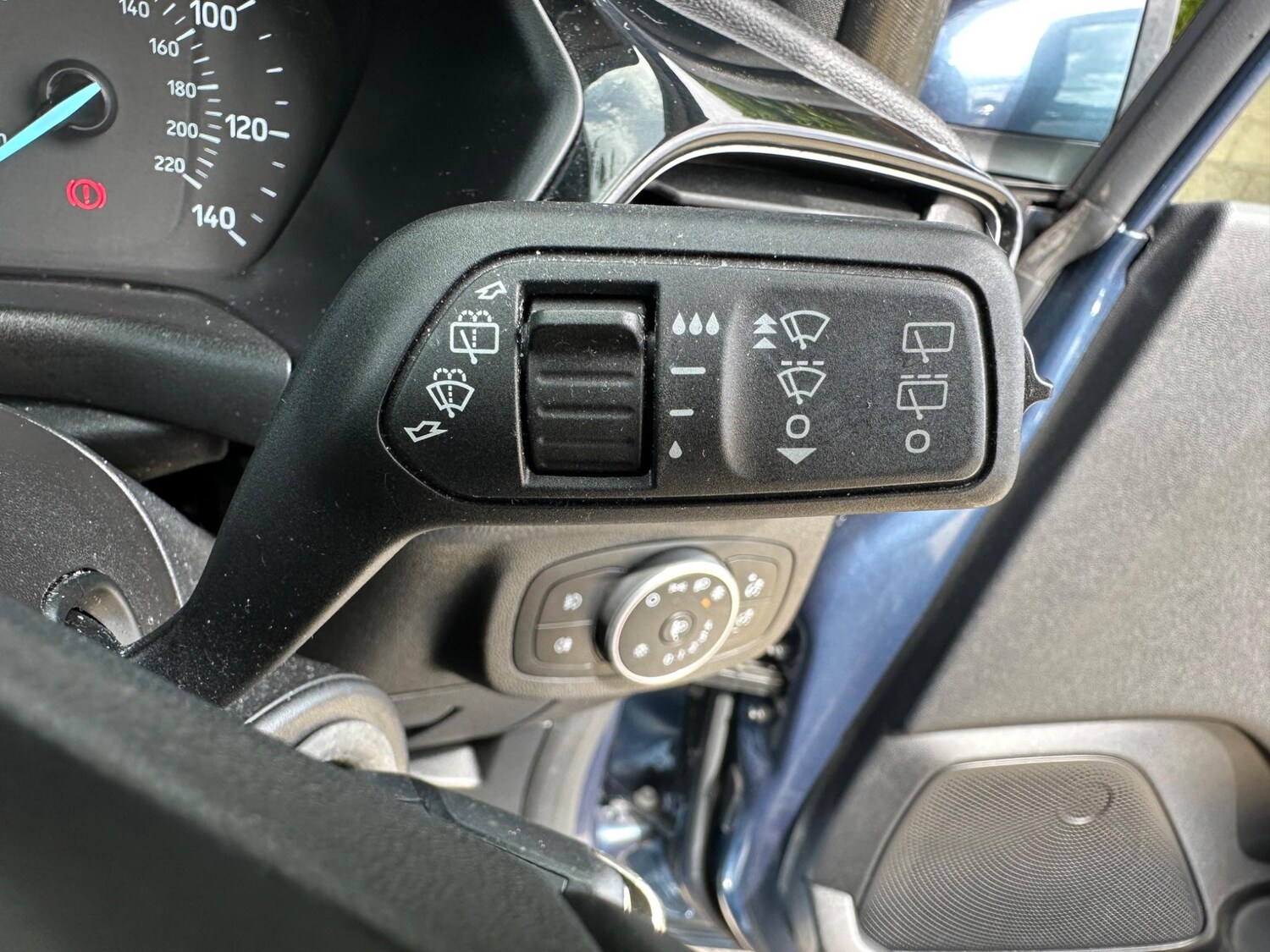 Vehicle 33
