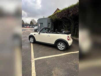Used MINI Convertible 2011 for sale - 77320926: Photo