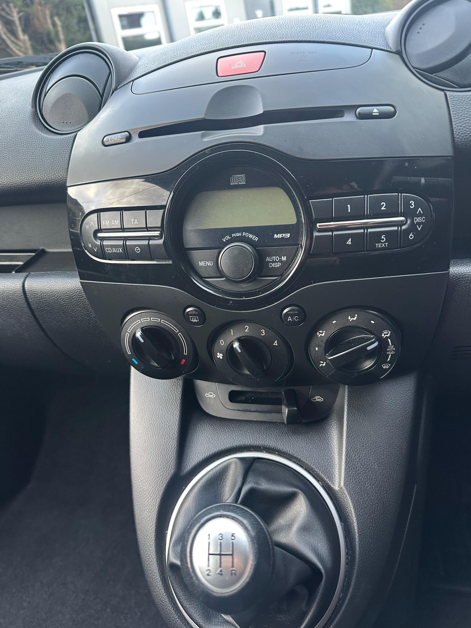 Used Mazda Mazda2 2011 for sale - 77524832: Photo 11