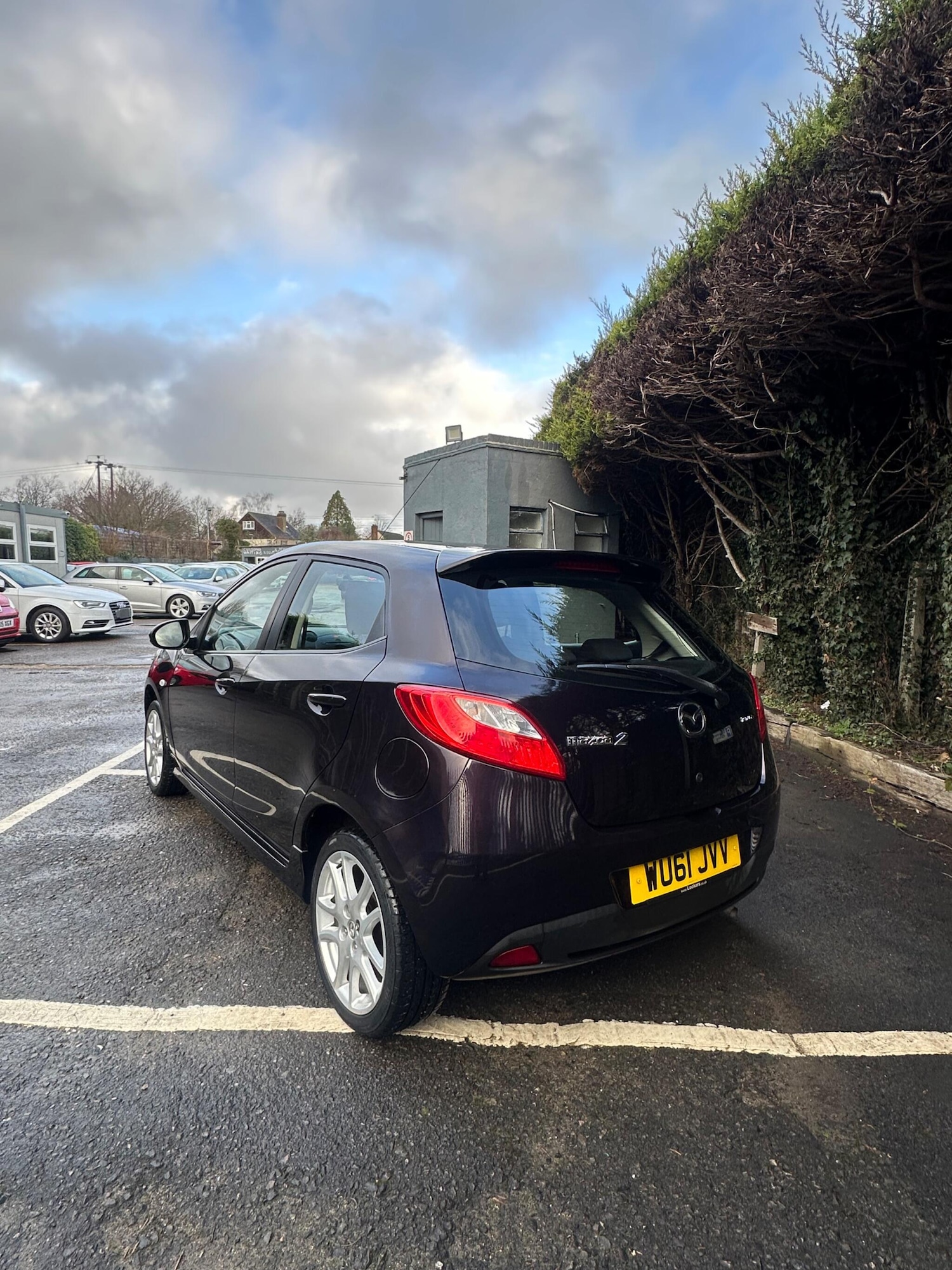 Used Mazda Mazda2 2011 for sale - 77524832: Photo 3