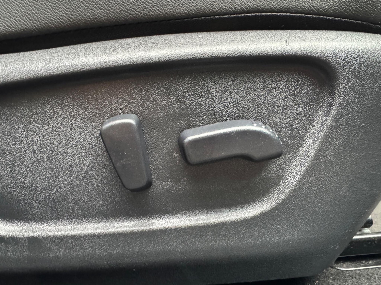 Used Nissan Qashqai 2016 for sale - 76666993: Photo 30