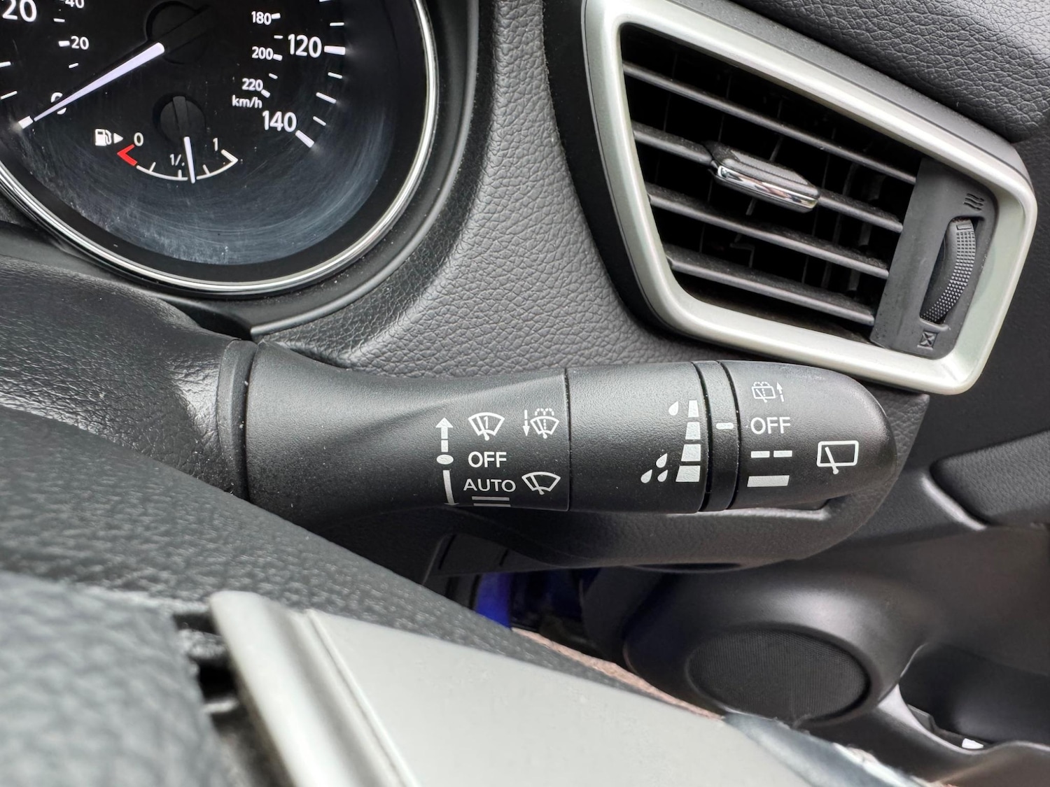 Used Nissan Qashqai 2016 for sale - 76666993: Photo 34