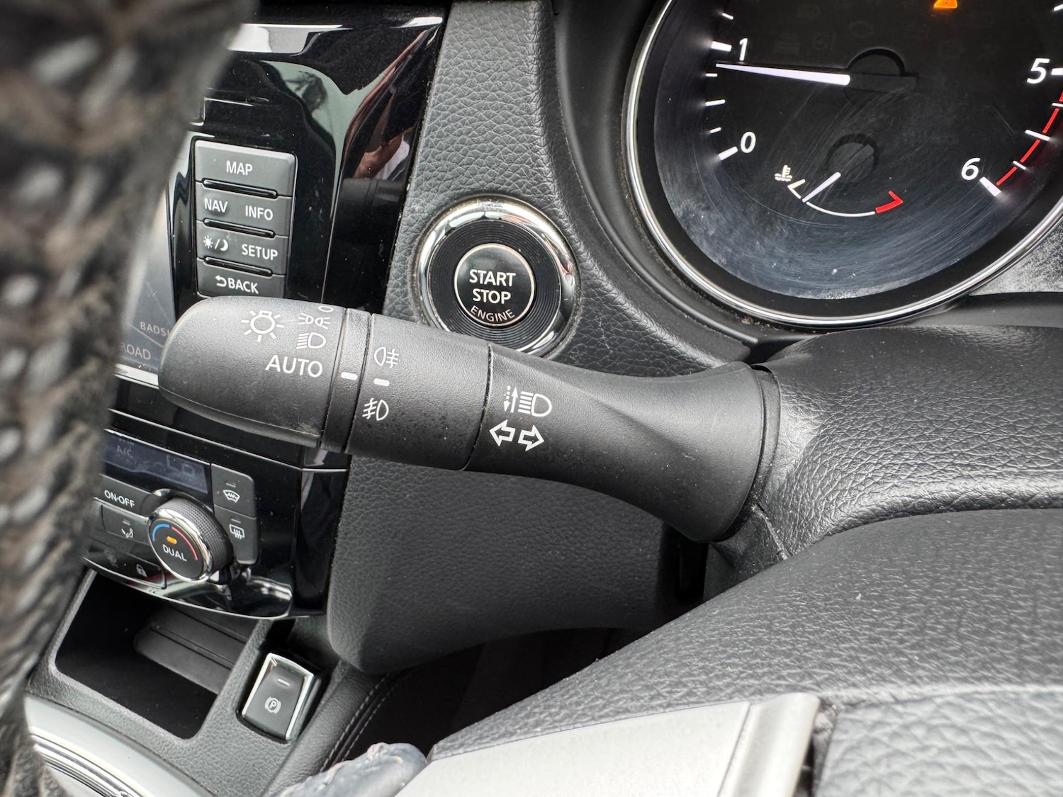 Used Nissan Qashqai 2016 for sale - 76666993: Photo 35